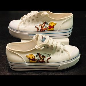 Winnie the Pooh embroidered Platform